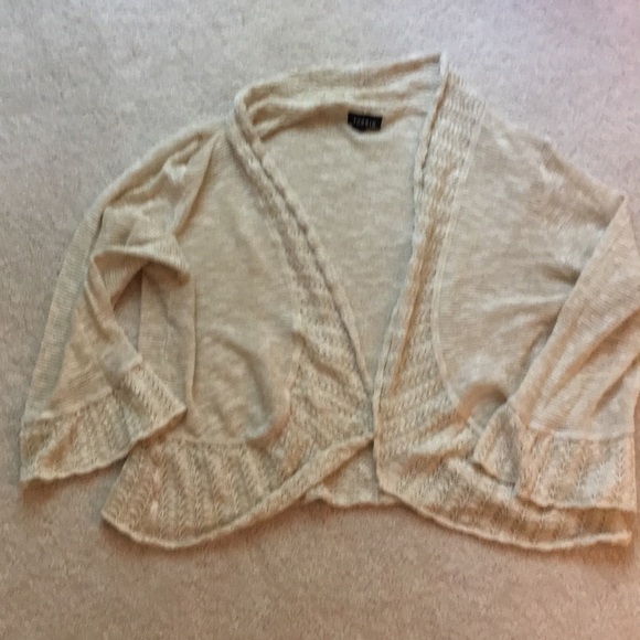 Sweater - Picture 2 of 3